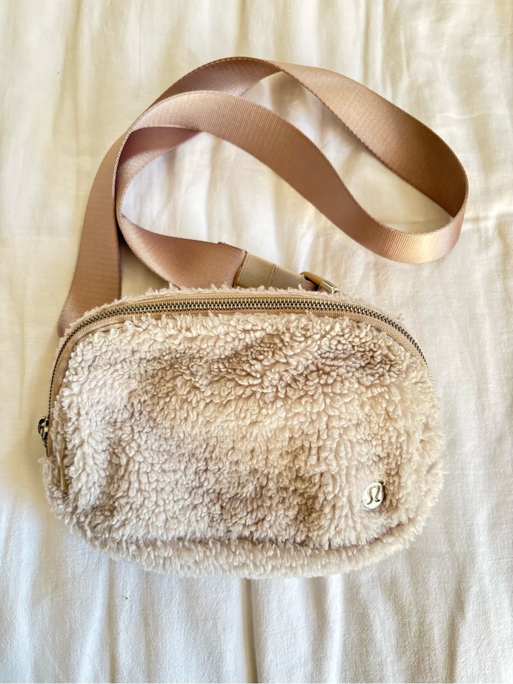 lululemon athletica Cream Sherpa Crossbody with Rose-Tan Strap